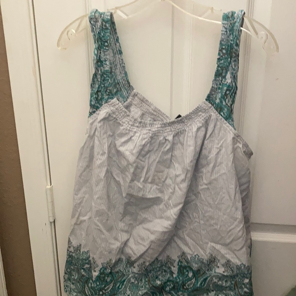 FINAL MARKDOWN Faded glory top xxl